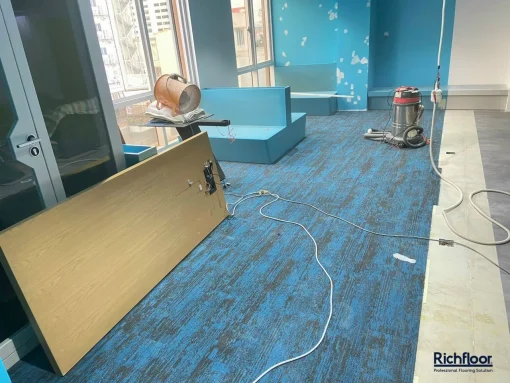 Thảm tấm văn phòng Goodflor Skywalk SK59 xanh dương