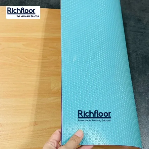 Richfoor địa chỉ mua thảm sàn thể thao giá rẻ
