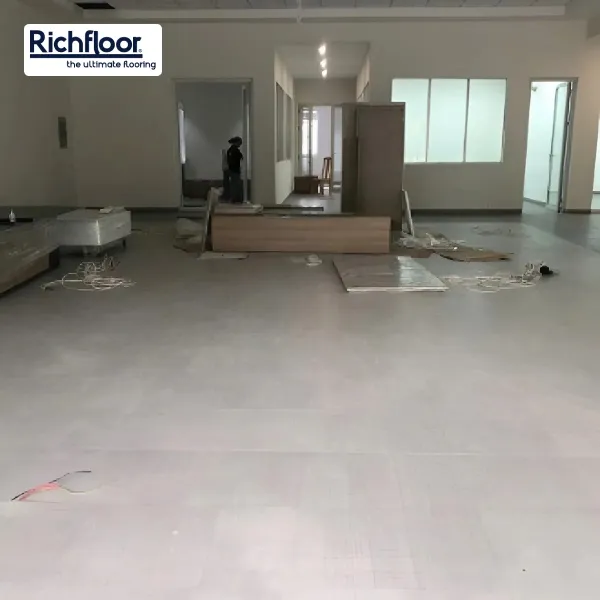 Mức giá dao động của sàn nhựa giả thảm