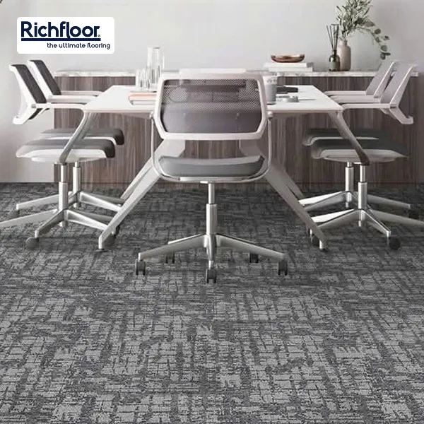 Thảm văn phòng nhập khẩu có khả năng chống cháy, chống ẩm mốc vượt trội