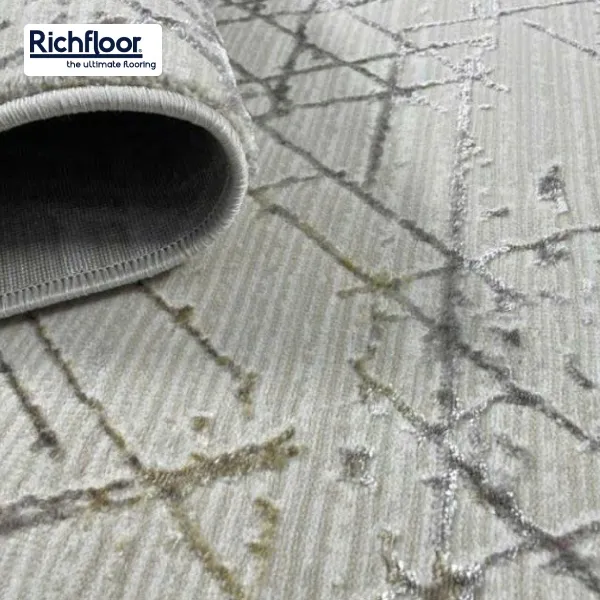 Mỗi loại thảm có ưu nhược điểm riêng, cần cân nhắc kỹ trước khi chọn