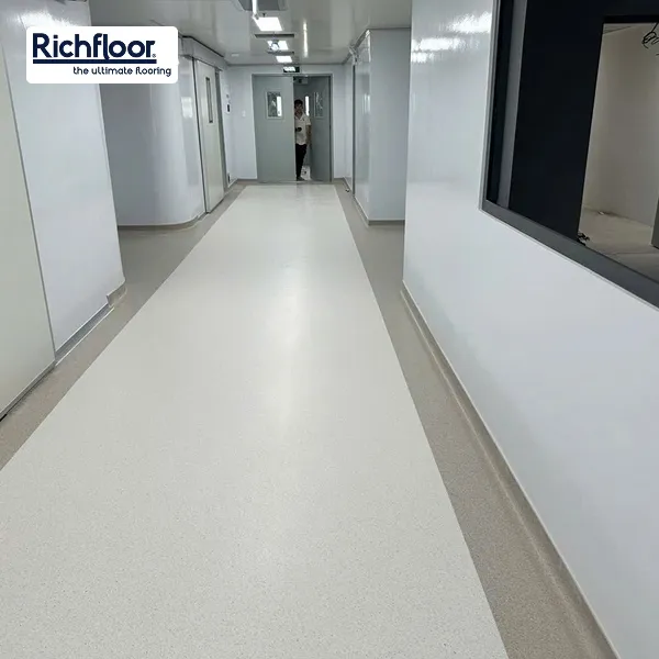 Chọn sàn vinyl kháng khuẩn đạt tiêu chuẩn ISO và chứng nhận quốc tế
