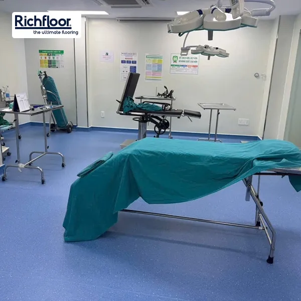 đơn vị cung cấp sàn thẩm mỹ viện uy tín