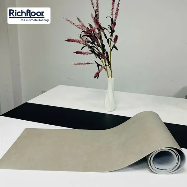 Sàn Vinyl cuộn nhiều lớp sử dụng lâu dài và bền