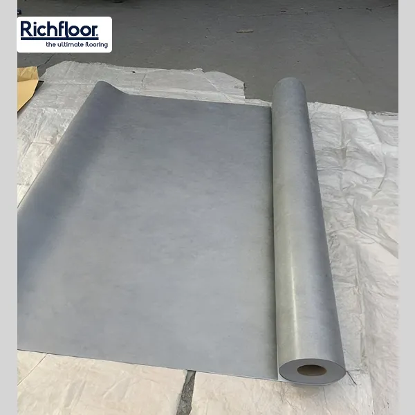 Sản phẩm sàn nhựa giả đá dạng cuộn dễ thi công, tiết kiệm thời gian lắp đặt.