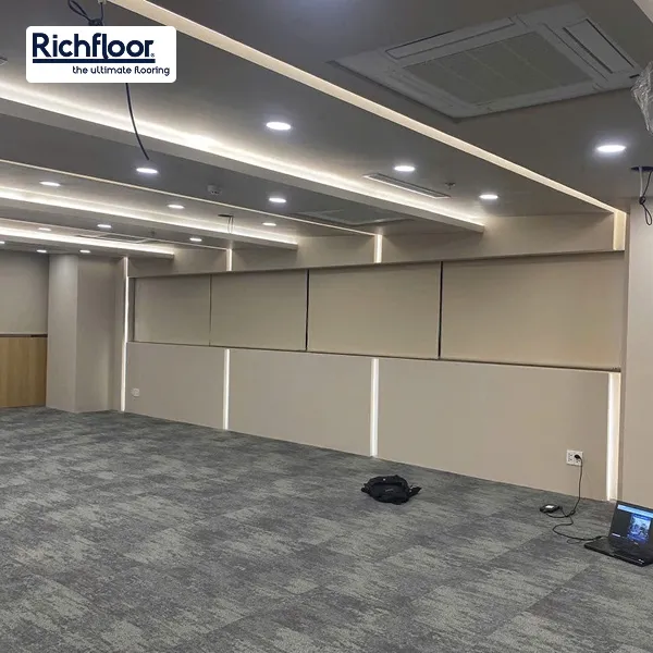 Thảm tấm ghép phù hợp cho văn phòng, nhà ở và khu vực có mật độ đi lại cao