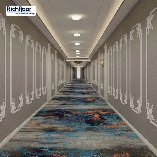 Thảm tấm văn phòng design với họa tiết độc đáo, phối màu hiện đại tạo không gian làm việc sang trọng